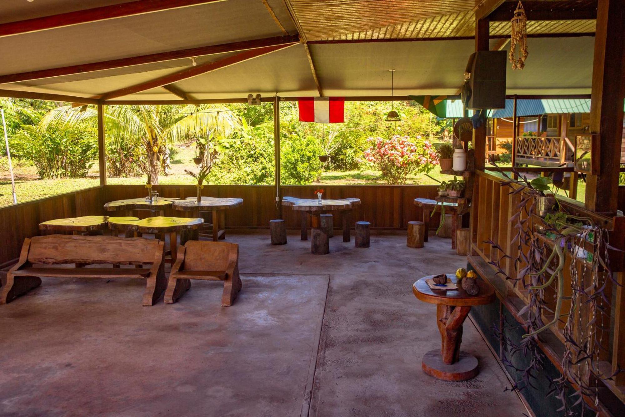Quirquincho House Lodge Puerto Maldonado Bagian luar foto