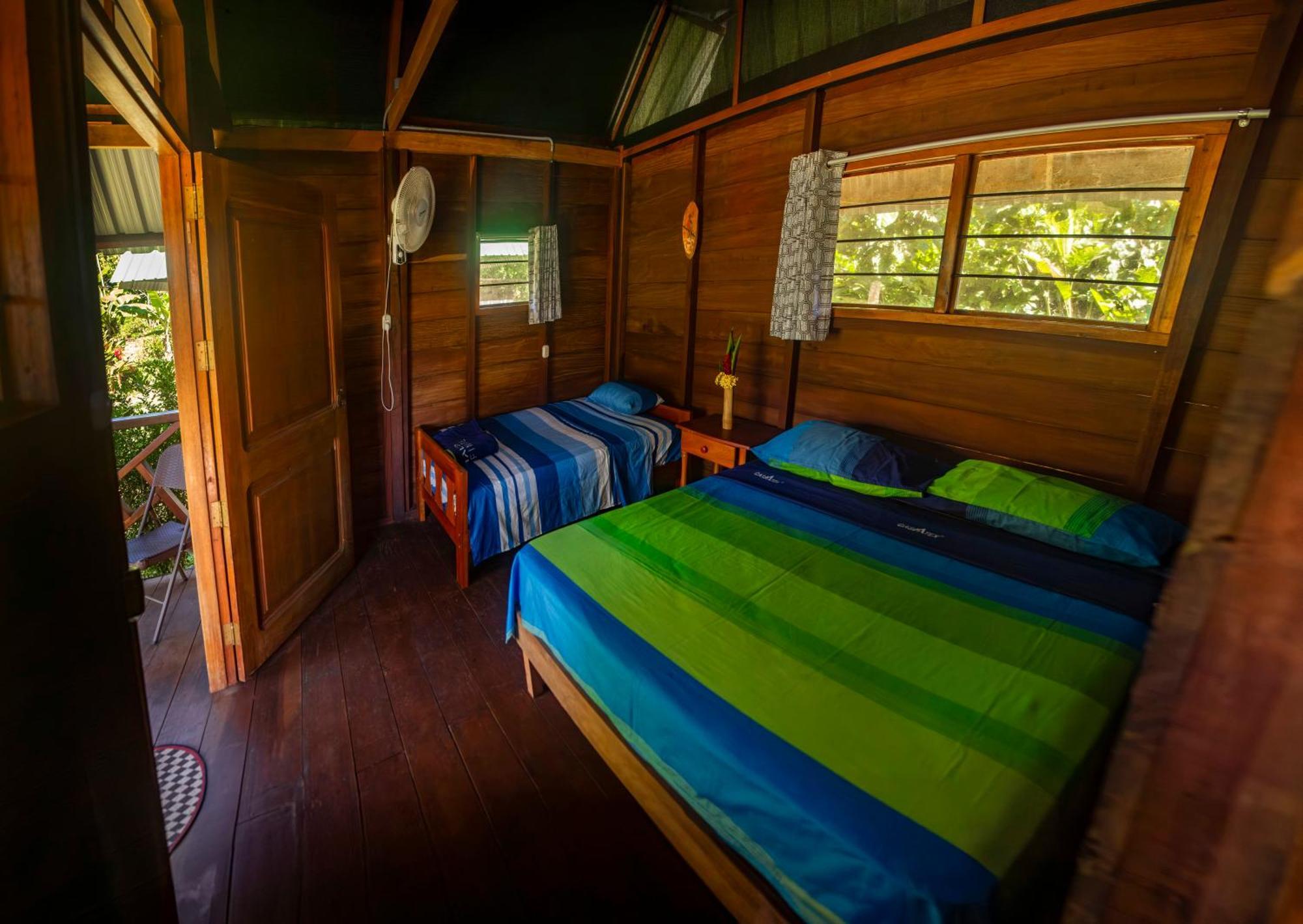 Quirquincho House Lodge Puerto Maldonado Bagian luar foto