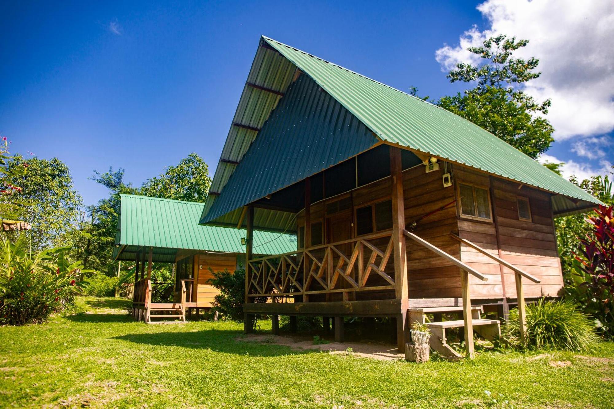 Quirquincho House Lodge Puerto Maldonado Bagian luar foto
